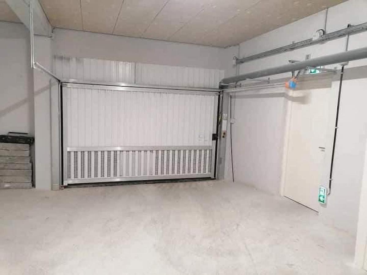 City Vibes, Indoor Parking, Breakfast & Air Conditioning Nisa Exterior foto